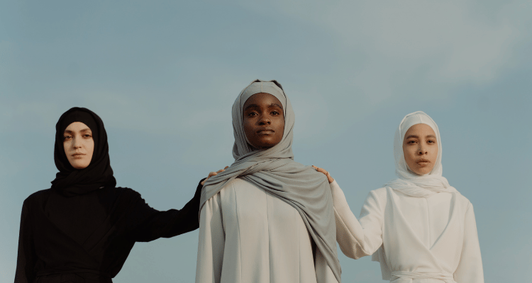Pakaian Sesuai Syariat Islam