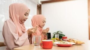 Pentingnya Niat dalam Puasa Ramadhan Menurut Hadits dan Fikih Pentingnya Niat dalam Puasa Ramadhan Menurut Hadits dan Fikih