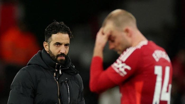 Gary Neville Ragukan Ruben Amorim, MU Bisa Lebih Buruk Musim Depan