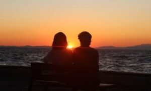 Relation-Sipping, Cara Baru Anak Muda Menunjukkan Cinta Lewat Gestur Sederhana